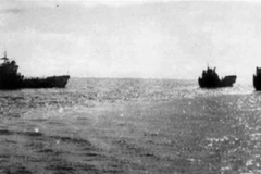 Trong 2 năm 1973-1974, Đoàn 125 đã huy động 380 lượt tàu ra khơi, chuyên chở trên 43.000 tấn hàng, đưa hơn 2.000 lượt cán bộ, chiến sỹ từ hậu phương ra tiền tuyến và từ đất liền ra các đảo, vượt qua chặng đường 158.292 hải lý an toàn. (Ảnh: Tư liệu/TTXVN 