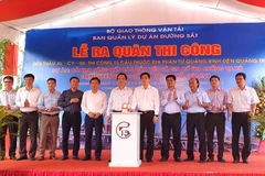 Thi công dự án cải tạo nâng cấp cầu yếu tuyến đường sắt Bắc-Nam