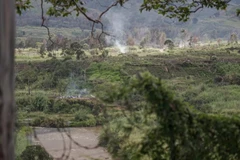 Các ngôi làng ở Enga của Papua New Guinea đã bị thiêu rụi trong bối cảnh xung đột giữa các bộ lạc ngày càng gia tăng. (Nguồn: ABC News)