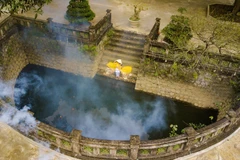 Khám phá vẻ đẹp cổ kính và hoang sơ của Chùa và Động Thiên Tôn 