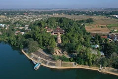 Chiêm ngưỡng chùa Thiên Mụ - ngôi chùa cổ nhất ở xứ Huế