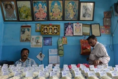 Một cửa hàng gạo ở Bangalore, Ấn Độ. (Ảnh: AFP/TTXVN)
