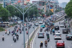 Đường Trần Khát Chân trở lại đông đúc sáng 9/9. (Ảnh: Hoàng Hiếu/TTXVN)
