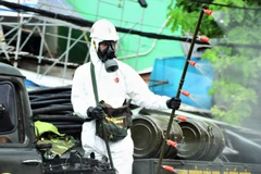 Hình ảnh phun khử khuẩn nhiều tuyến đường lớn ở quận Gò Vấp