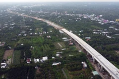 Các tỉnh, thành phố khu vực Tây Nam Bộ đang được hưởng lợi từ hạ tầng liên kết vùng. (Ảnh: Huy Hùng/TTXVN)