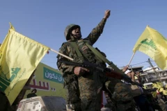 Một tay súng của phong trào Hồi giáo Hezbollah. (Nguồn: Reuters)