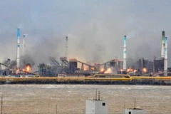 Ngọn lửa bùng phát vào khoảng 7h30 sáng, giờ địa phương, tức 5h30 sáng cùng ngày giờ Việt Nam. (Nguồn: koreajoongangdaily.joins.com) 