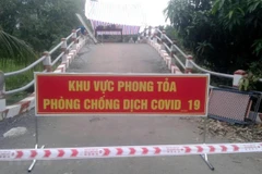 Một khu vực bị phong tỏa ở An Giang. (Ảnh: Công Mạo/TTXVN) 