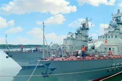 Các tàu luôn được kiểm tra, vận hành sẵn sàng chiến đấu trong mọi tình huống. (Ảnh: TTXVN phát) 