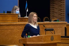 Tân Thủ tướng đồng thời là Chủ tịch đảng Cải cách Estonia, bà Kaja Kallas phát biểu tại Quốc hội ở Tallinn ngày 25/1/2021. (Nguồn: THX/TTXVN) 