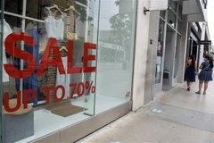 ​Khu phố thương mại ở Santa Monica, California, Mỹ. (Nguồn: AFP/TTXVN) 