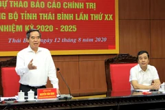Trưởng ban Kinh tế Trung ương Nguyễn Văn Bình phát biểu tại buổi làm việc. (Ảnh: Thế Duyệt/TTXVN) 