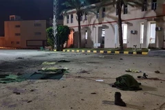 Hiện trường vụ không kích nhằm vào trường quân sự ở al-Hadba al-Khadra ở Tripoli, Libya, ngày 4/1/2020. (Nguồn: THX/TTXVN) 