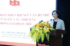 Thường trực Ban Bí thư, Trưởng ban Tổ chức Trung ương Trương Thị Mai truyền đạt chuyên đề “Công tác xây dựng phát triển đội ngũ cán bộ trẻ đáp ứng yêu cầu, nhiệm vụ trong giai đoạn mới.” (Ảnh: Minh Đức/TTXVN)