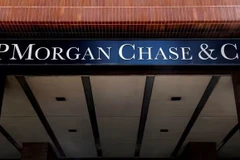 Theo các chuyên gia, JPMorgan Chase & Co có khả năng vượt lên dẫn đầu nhờ biên lãi ròng cao hơn một số ngân hàng cùng ngành. (Nguồn: Reuters)