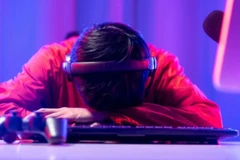 Một thanh niên 29 tuổi đã qua đời trong quán càphê Internet ở Ôn Châu, tỉnh Chiết Giang, Trung Quốc nhưng nhân viên trong quán không hề hay biết. (Nguồn: Shutterstock)