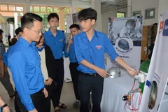 Tiến sỹ Lê Thị Phương (sinh năm 1988) là một trong 10 nhà khoa học trẻ nhận giải thưởng Quả cầu vàng 2022 bởi sở hữu thành tích nghiên cứu ấn tượng. (Ảnh: Thu Hương/TTXVN)