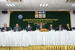 Hội đồng giải quyết khiếu nại thuộc NEC điều hành phiên điều trần sáng 27/7. (Ảnh: Hoàng Minh/TTXVN)