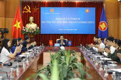 Thứ trưởng Bộ Nội vụ Trần Anh Tuấn chủ trì tại điểm cầu Hà Nội. (Ảnh: Văn Điệp/TTXVN) 