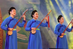 Chương trình biểu diễn nghệ thuật tại buổi lễ. (Ảnh: Danh Lam/TTXVN)