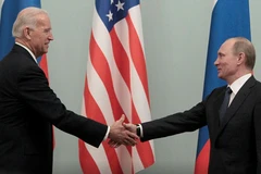 Tổng thống Nga Vladimir Putin từng tiếp xúc với ông Joe Biden khi ông Biden còn là Phó Tổng thống Mỹ (Ảnh: Reuters)