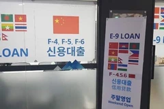 Hàn Quốc gia hạn cho khoảng 115.000 lao động nước ngoài thêm 1 năm, trong đó có các lao động Việt Nam.