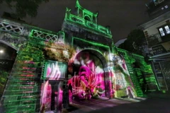 Trình chiếu 3D Mapping tại Ô Quan Chưởng, Hà Nội. (Ảnh: Tuấn Đức/TTXVN)