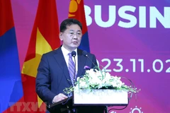 Tổng thống Mông Cổ Ukhnaagiin Khurelsukh phát biểu tại Diễn đàn. (Ảnh: An Đăng/TTXVN)
