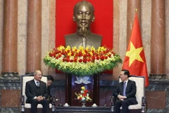 Chủ tịch nước Võ Văn Thưởng tiếp Phó Thủ tướng Lào Kikeo Khaykhamphithoune. (Ảnh: Thống Nhất/TTXVN)