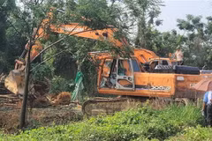 Cưỡng chế, giải phóng mặt bằng Dự án Khu Đô thị Mới Nam Vĩnh Yên. (Ảnh: Nguyễn Trọng Lịch/TTXVN)