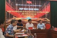Quang cảnh cuộc họp của Ban Tổ chức Cuộc thi. (Nguồn: Báo Nhân Dân)