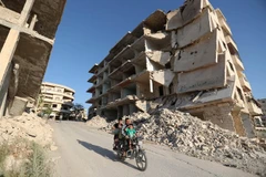 Khung cảnh đổ nát ở thị trấn Maaret al-Numan, phía bắc tỉnh Idlib, Syria, ngày 27/9. (Nguồn: AFP)