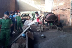 Chế biến càphê bẩn tại cơ sở của bà Nguyễn Thị Thanh Loan (huyện Đắk Lấp) bị cơ quan chức năng tỉnh Đắk Nông phát hiện. (Nguồn: TTXVN phát) 