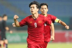 Công Phượng (số 9) ăn mừng bằng thắng ở phút 89 trong trận Olympic Việt Nam gặp Olympic Bahrain tại ASIAD 2018. (Ảnh: Hoàng Linh/TTXVN)