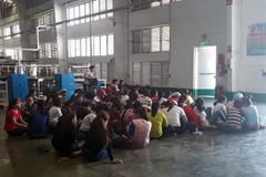 Chủ đồng ý tăng lương, công nhân Pou Phong Việt Nam đi làm trở lại 