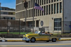 Giới chức Mỹ, Cuba thảo luận về vụ nghi tấn công sóng âm 