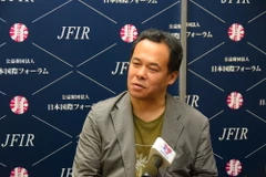 Giáo sư Go Ito trả lời phỏng vấn phóng viên TTXVN tại Nhật Bản. (Ảnh: Nguyễn Tuyến/Vietnam+)