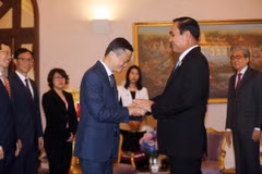 Thủ tướng Thái Lan Prayut Chan-ocha tiếp Chủ tịch tập đoàn Alibaba của Trung Quốc, tỷ phú Jack Ma. (Nguồn: nationmultimedia.com)