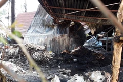 Hiện trường vụ cháy. (Ảnh: Nguyễn Văn Việt/TTXVN)