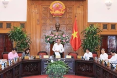 Bộ trưởng, Chủ chiệm Văn phòng Chính phủ Mai Tiến Dũng chủ trì cuộc họp về tình hình thực hiện Chương trình xây dựng luật, pháp lệnh. (Ảnh: Thống Nhất/TTXVN)