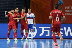 Đội tuyển futsal Việt Nam chơi kiên cường trước Nga. (Ảnh: Getty Images)
