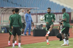 Tuyển Saudi Arabia thoải mái tập luyện tại Mỹ Đình như trên sân nhà 