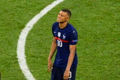 Kylian Mbappe sút hỏng quả penalty quyết định khiến tuyển Pháp bị loại. (Ảnh: Getty Images) 