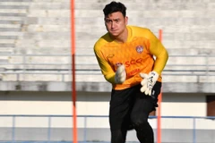 Muangthong ‘bóc mẽ' Đặng Văn Lâm, 'dọa' đem vụ việc lên FIFA