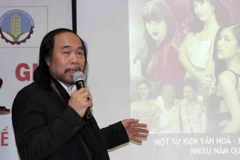 Hấp dẫn chương trình đại nhạc hội và thời trang Việt tại châu Âu