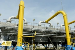 Ukraine nâng mạnh lãi suất tái cấp vốn và tăng gấp ba giá khí đốt