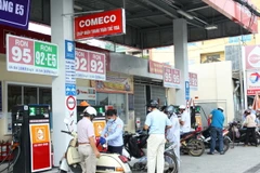 Thuế bảo vệ môi trường xăng dầu sẽ tăng 300% từ ngày 1/5