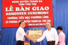 Lễ bàn giao 5 phòng học mới cho Trường Tiểu học Phương Lĩnh, huyện Thanh Ba, tỉnh Phú Thọ. (Nguồn: Internet)