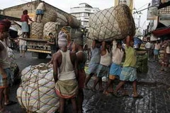 1/4 số người đói kém trên toàn thế giới sinh sống tại Ấn Độ. (Ảnh: Reuters)