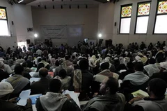 Các đại diện phe đối lập tham dự cuộc họp ở thủ đô Sanaa, ngày 17/8. (Nguồn: THX/TTXVN)